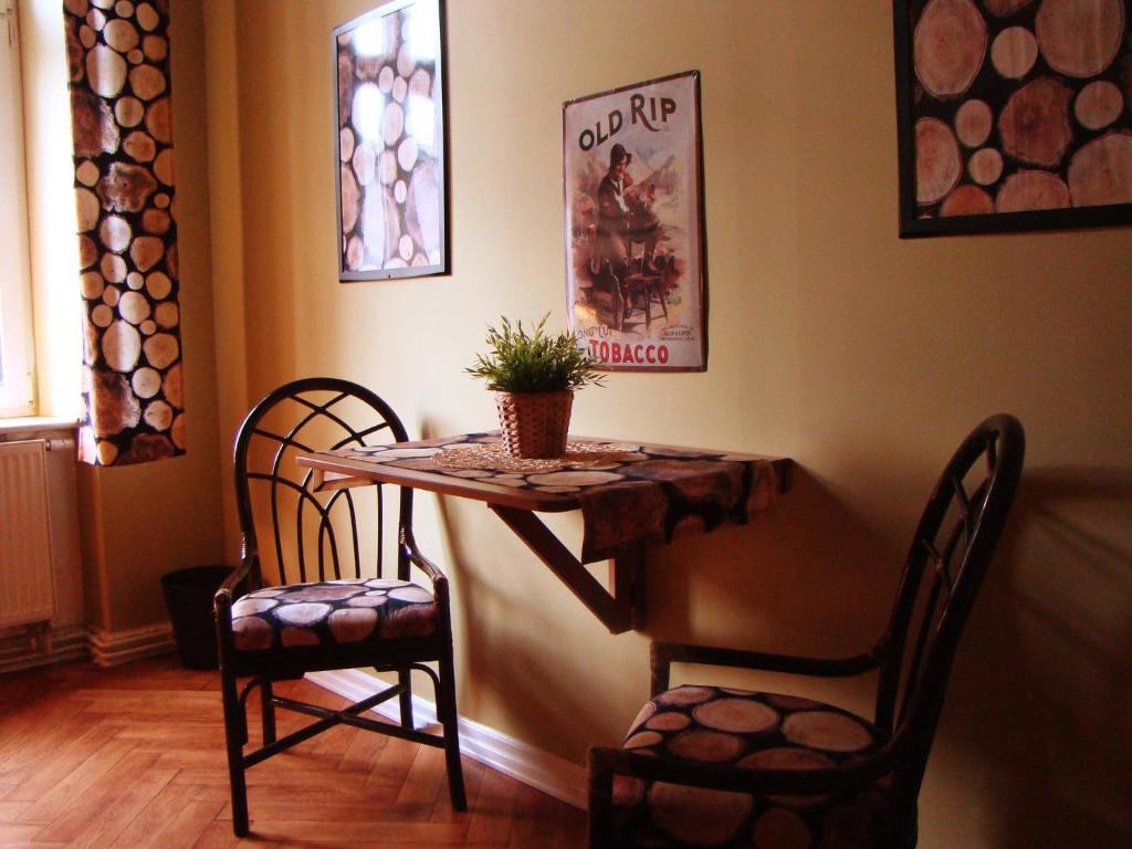 Hostelik Wiktorianski Lodz  Ngoại thất bức ảnh