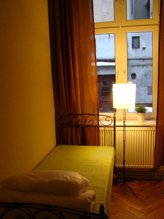 Hostelik Wiktorianski Lodz  Ngoại thất bức ảnh