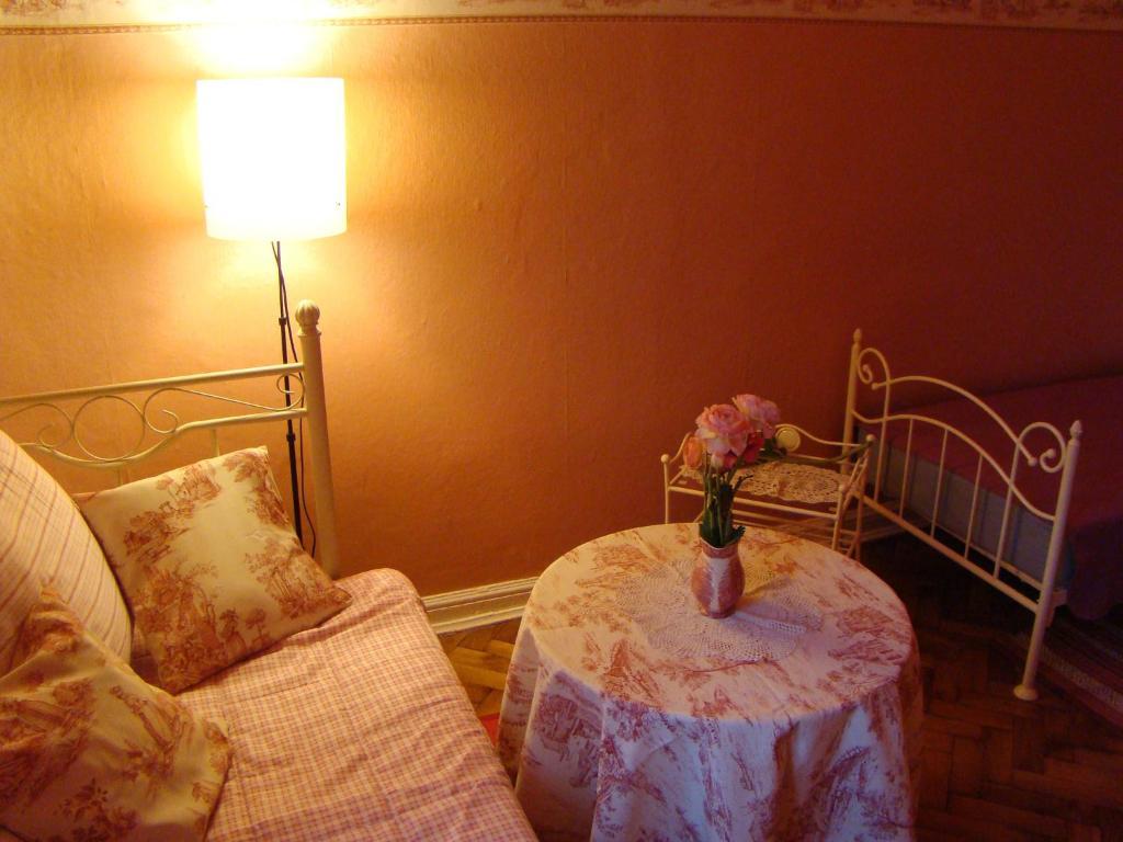 Hostelik Wiktorianski Lodz  Ngoại thất bức ảnh