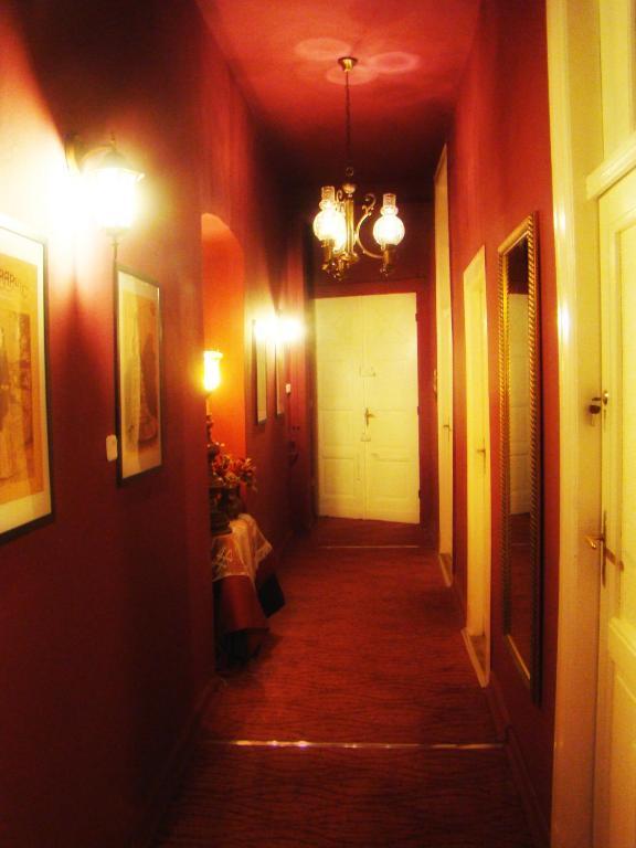 Hostelik Wiktorianski Lodz  Ngoại thất bức ảnh